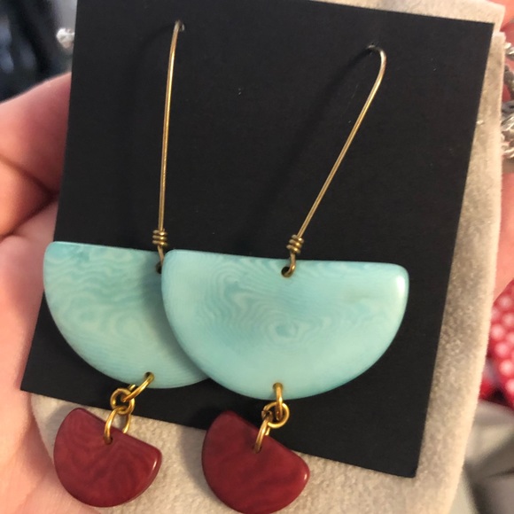 Gorgeous geometric earrings - Picture 2 of 2